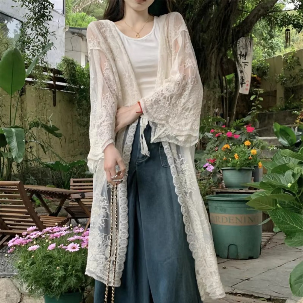 Blusa Leve de Renda com Bordad - Kimono Sheer Floral avaliação e preço