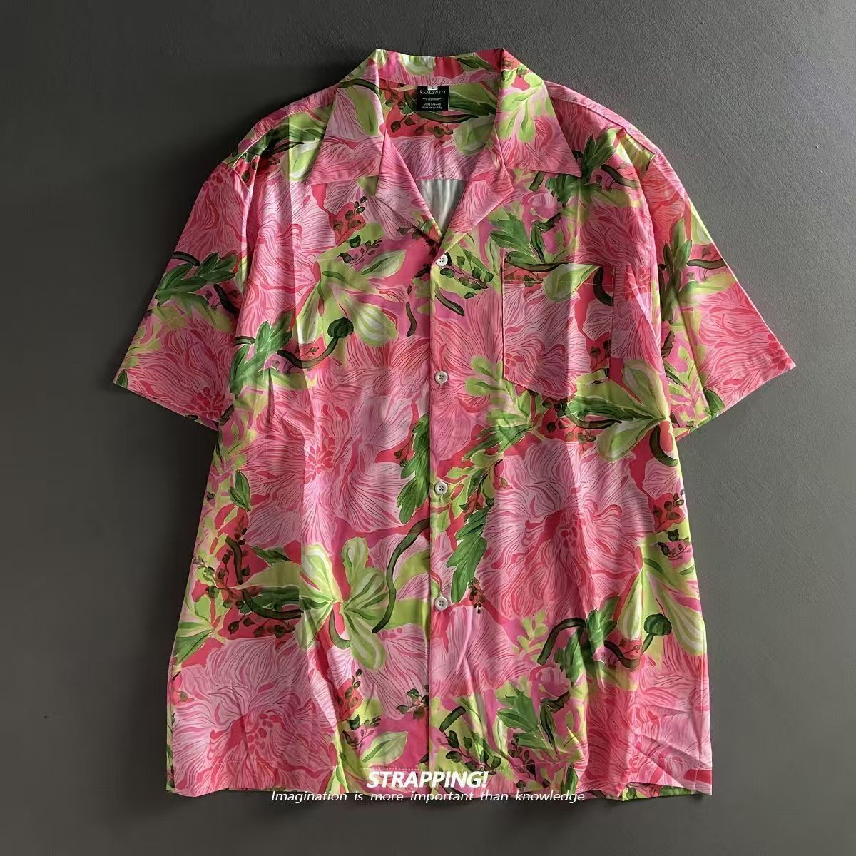 Rosa graffiti floral gola cuba - Romper Floral Print avaliação e preço