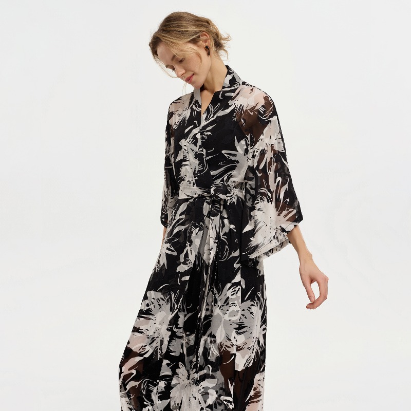 Roupão feminino preto e branco - Kimono Sheer Floral avaliação e preço